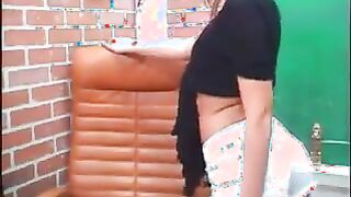 Petite Woman Masturbates