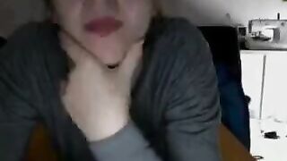 Cam Girl With Cute Tits