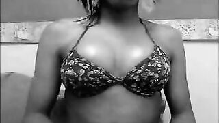 Ebony Girl With A Juicy Pussy