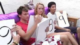 College Amateur Sluts Hosting An Oral Sex Group At Party