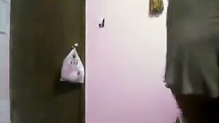 Cutie Shaking Her Young Booty