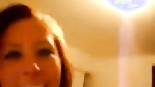 Sexy Housewife Dancing