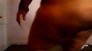 Big Ebony Ass Shaking