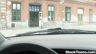 Teen gives blowjob and fucks in car for ride