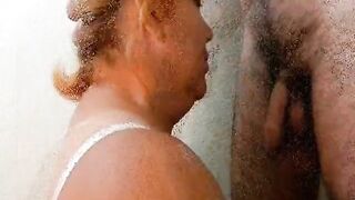 Brunette wife deepthroat