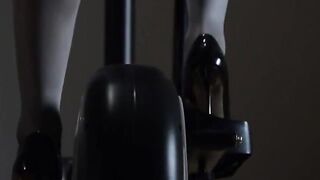 Babe love finger with strap om