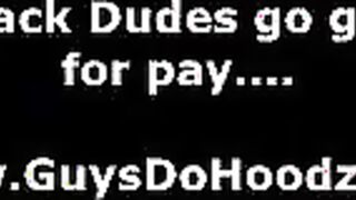 Outdoor hookup for interracial gay dudes in public