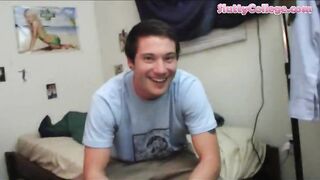 Yummy real amateur college hottie gets double teamed