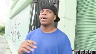 Thug gives a blowjob to white cock outdoors