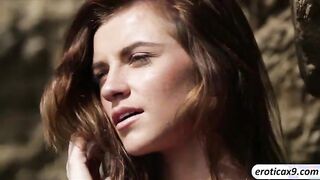 Sweet love making with super hot and sexy Emma Stoned