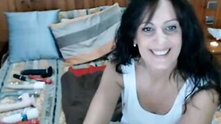 Latin milf webcam show 