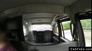 Chestnut amateur babe rode dick in taxi