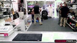 Beautiful amateur Latina gets pounded in exchange of cash