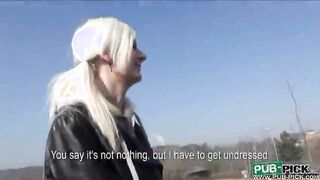 Pretty Eurobabe Lenny analyzed in the woods for money