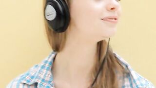 Fingering of super thin russian chick