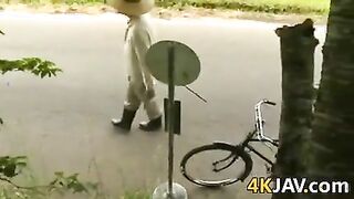 Fucking Asian Pussy Outside