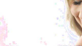 young beautiful blonde pussy