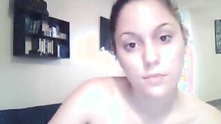 Sexy cam girl shows off her tight pussy