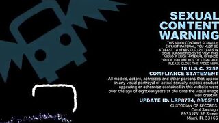 Wild pussy fingering