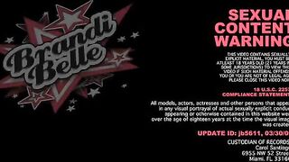 Arousing cock sucking