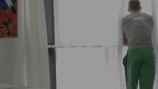 Arousing a naughty Asian pussy