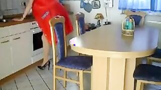 Mature Woman Fisted In The Kitchen