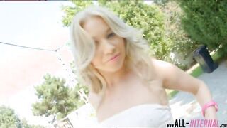 Lindsey Olsen squirts cum after fucked