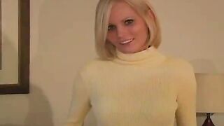 Colored pantyhose for sweetie