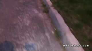 Amateur babe bangs big dick outdoor