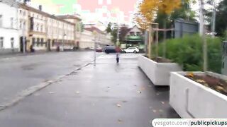 Euro amateur gets picked up and sprayed with jizz for cash