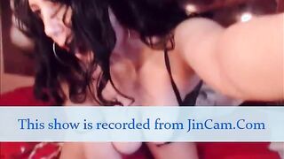 Brunette BBW live webcam chat and masturbating