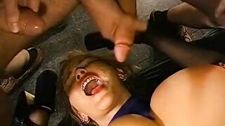 Steamy hot pussy pleasuring