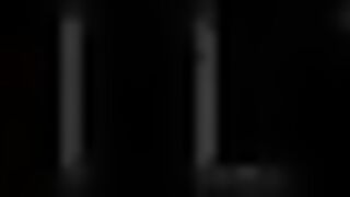 masturbating my girlfriends cunt in a car