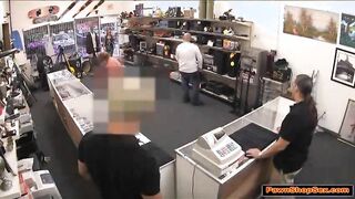 Blonde hottie sells car n gets fingered