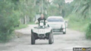 Teen Diamond gives a blowjob for a ride