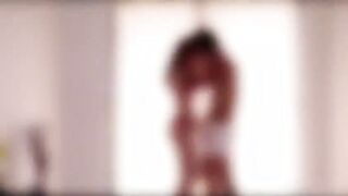 Pretty Aidra Fox loves to fucked hard and scream for facial