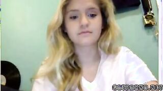 Hot 18 Year Old Blonde Plays Omegle Game