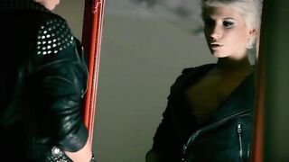 Mysterious glamour masturbates with dildo