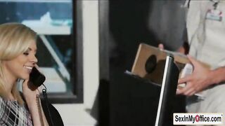 Isabella gets quickie from delivery man