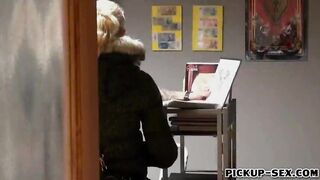 Victoria Waigel screwed up by stranger in exchange for cash