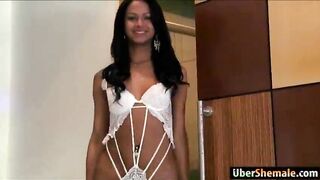 Beauty ts Kelly Costa analized for cum