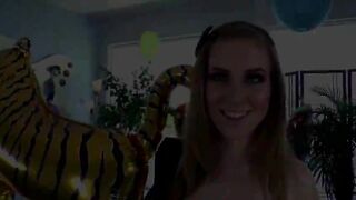 Transbabe Venus fucked blondie chick Mattie Borders and plays toy