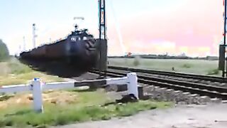 Couple Suck And Fuck Outside