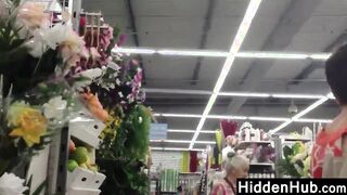 Legit Upskirt Of A Mature Woman