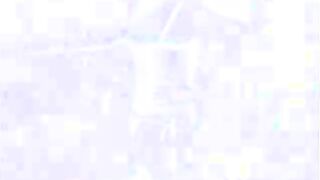 Babe Loves The Taste of Pussy