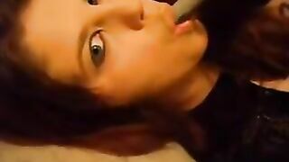 Beautiful Chick Plays With Herself