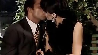 Babe Fucking On A Park Bench