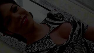 Transbabe Danielly strokes her lovely dick