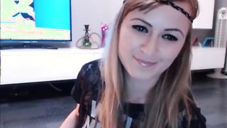 Horny girl analtoy deep