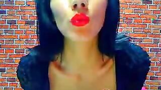 Seductive sharp-clawed kitty with bouncy milkings rubs with a dildo and fingers her vagina.avi